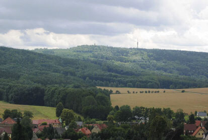 Blick von Langburkersdorf zum Unger (Foto: Büchner & Scholz, Archiv Naturschutz LfULG)